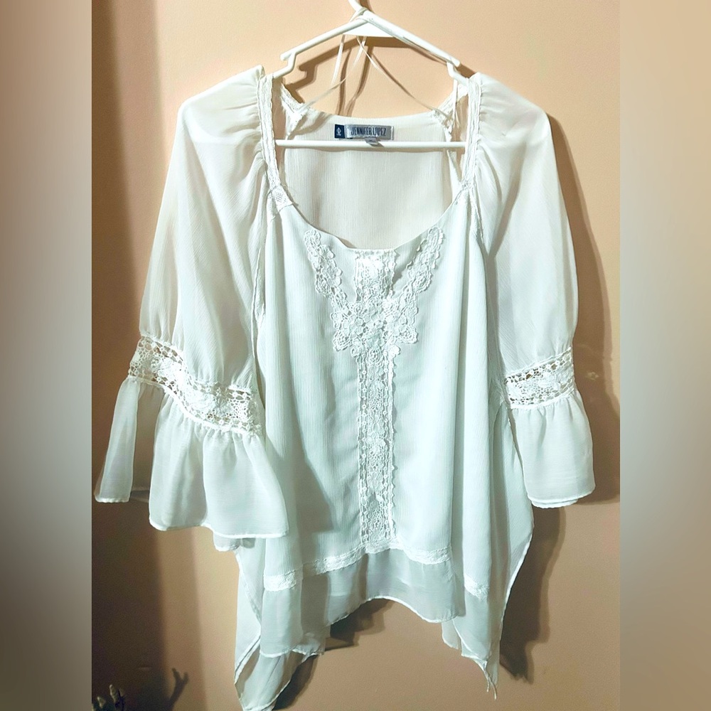 Women's size Medium Jennifer Lopez blouse